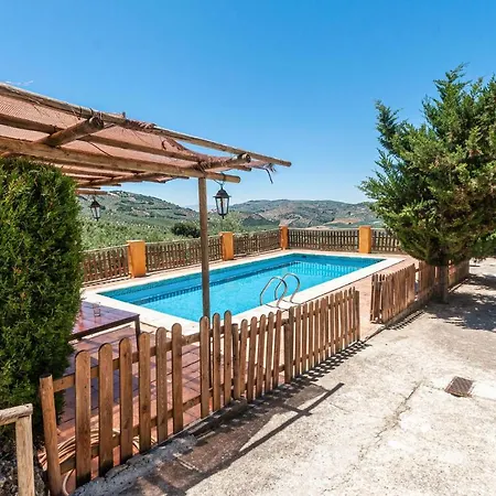 Stunning In With Kitchen * מונטפריו